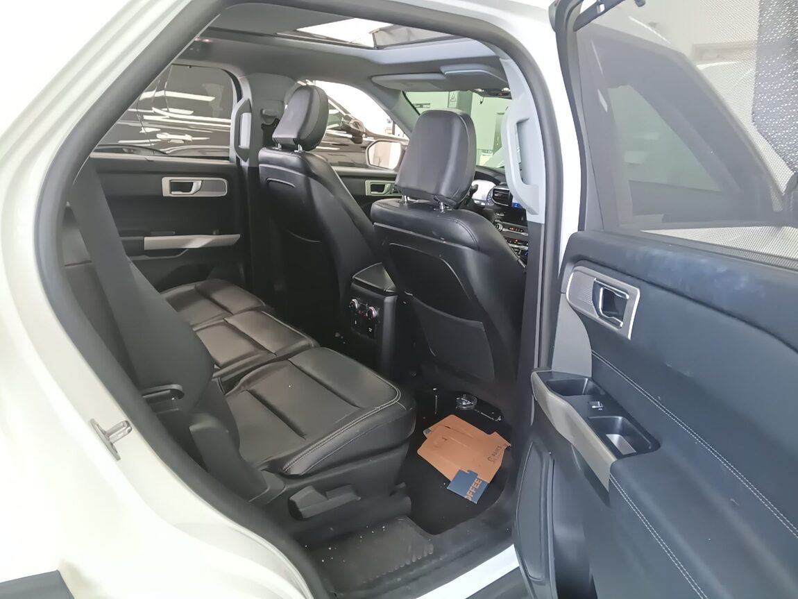 FORD EXPLORER (6TH GEN) 2.3 AWD LIMITED 2020 - zdjęcie 13