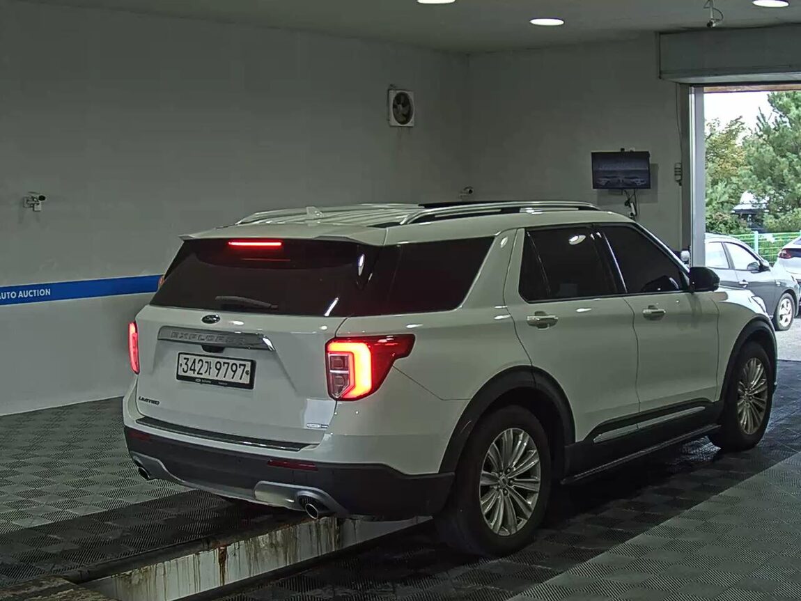 FORD EXPLORER (6TH GEN) 2.3 AWD LIMITED 2020 - zdjęcie 5
