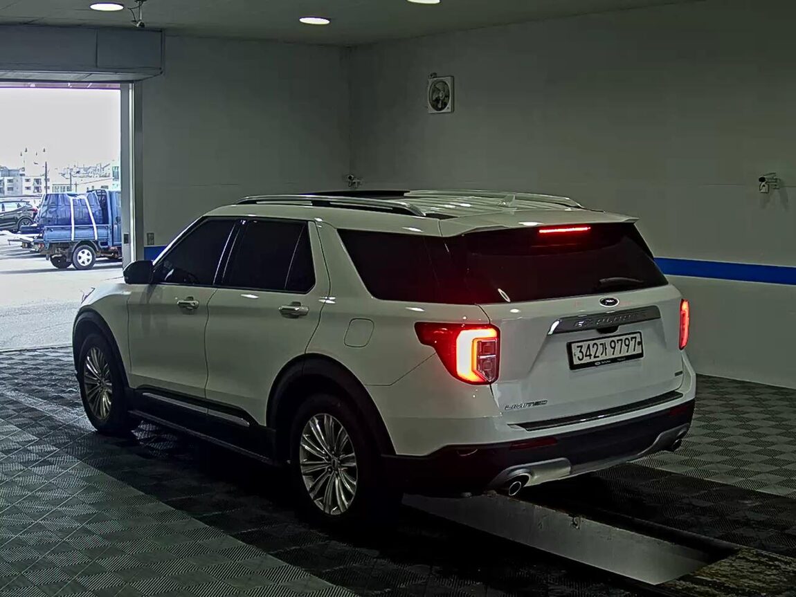 FORD EXPLORER (6TH GEN) 2.3 AWD LIMITED 2020 - zdjęcie 6