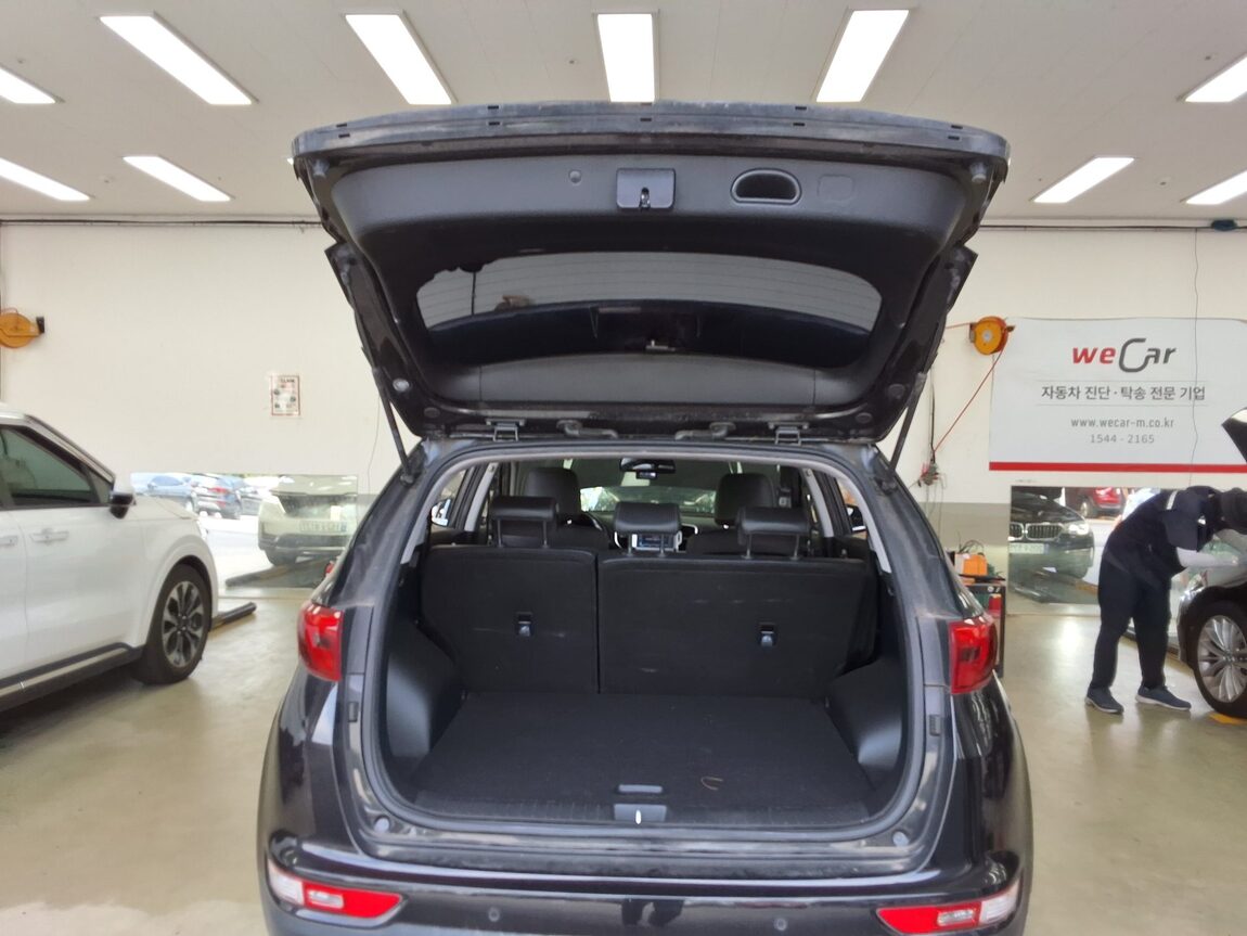 KIA NEW SPORTAGE 1.7 2WD NOBLESSE 2017 - zdjęcie 15