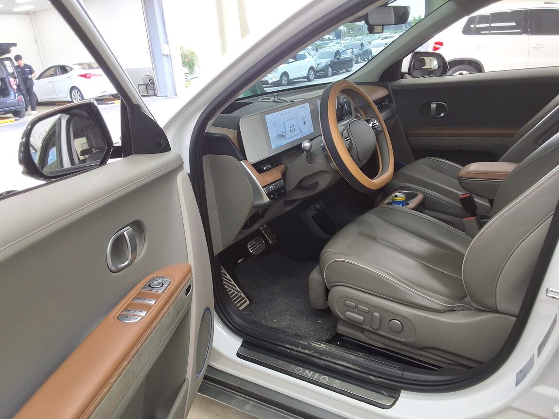 HYUNDAI IONIQ 5 EV AWD LONG RANGE PRESTIGE 2023 - zdjęcie 11