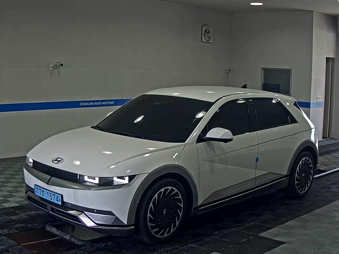HYUNDAI IONIQ 5 EV AWD LONG RANGE PRESTIGE 2023 - zdjęcie 2
