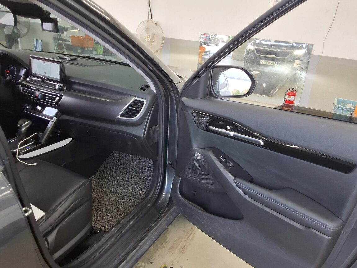 KIA SELTOS 1.6 DIESEL 2WD SIGNATURE 2021 - zdjęcie 14