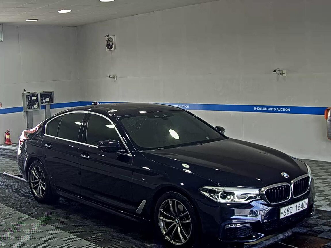 BMW 5 SERIES (7TH GEN) 530i M SPORT PACK PLUS 2018 - zdjęcie 3