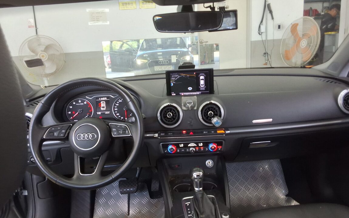 AUDI A3 (3RD GEN) 40 TFSI 2018 - zdjęcie 11
