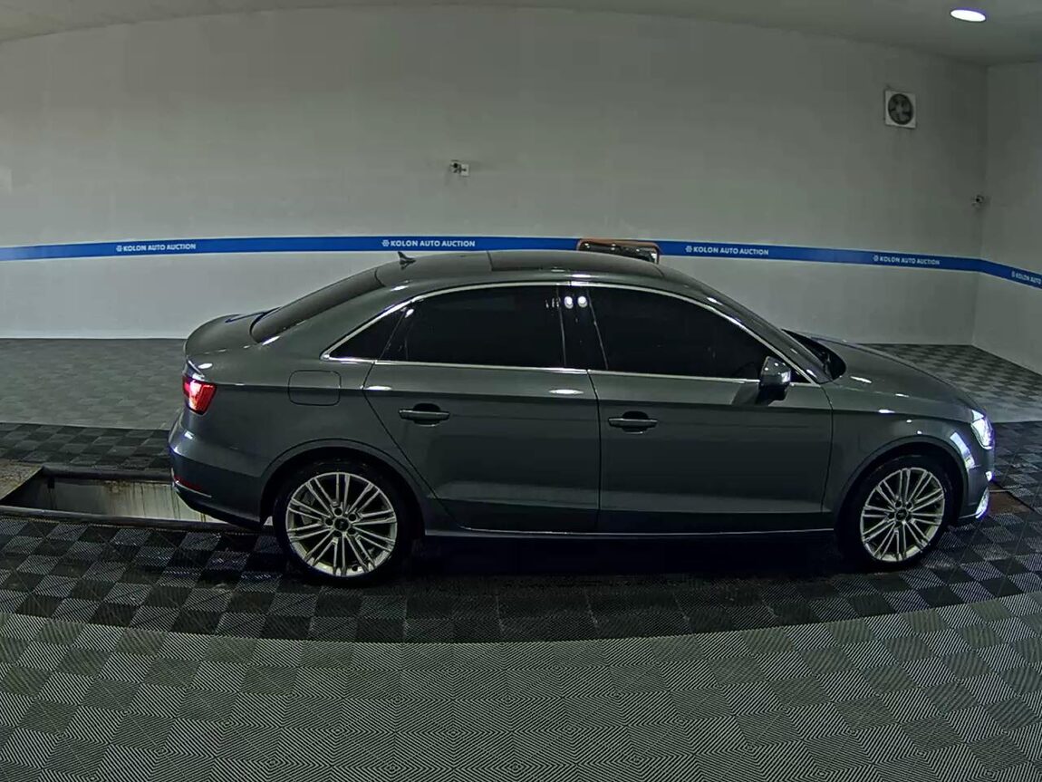 AUDI A3 (3RD GEN) 40 TFSI 2018 - zdjęcie 4