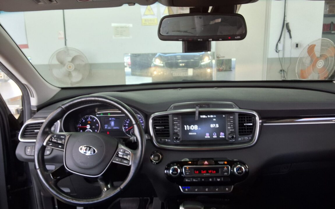 KIA THE NEW SORENTO DIESEL R2.0 2WD PRESTIGE 2020 - zdjęcie 11