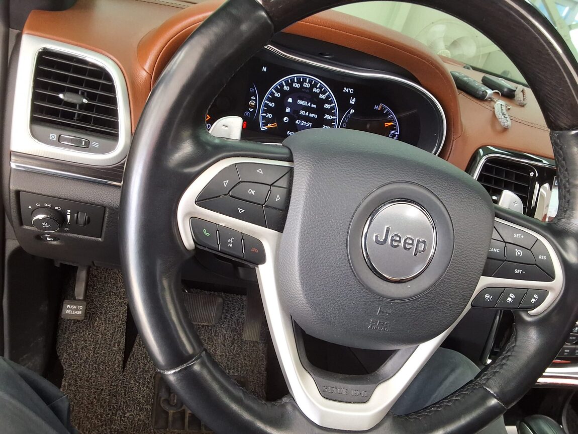 JEEP GRAND CHEROKEE (WK2) 3.6 V6 SUMMIT 2021 - zdjęcie 23