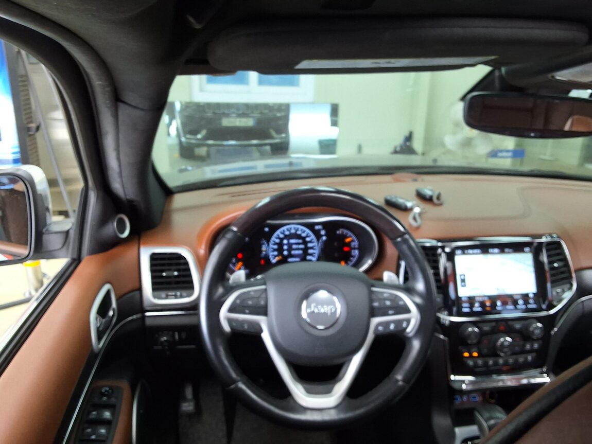 JEEP GRAND CHEROKEE (WK2) 3.6 V6 SUMMIT 2021 - zdjęcie 12