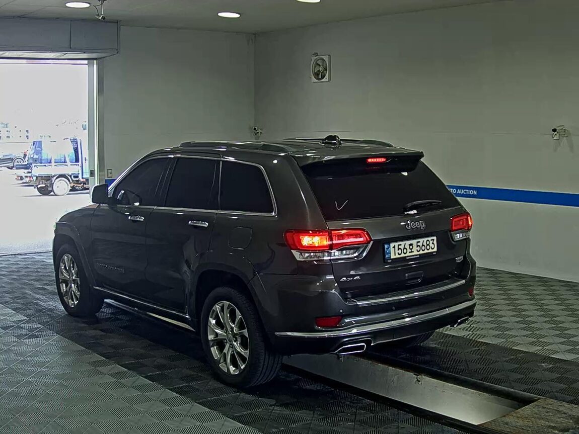 JEEP GRAND CHEROKEE (WK2) 3.6 V6 SUMMIT 2021 - zdjęcie 6