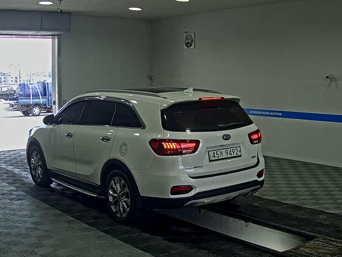 KIA THE NEW SORENTO DIESEL R2.2 2WD NOBLESSE SPECIAL 2018 - zdjęcie 6