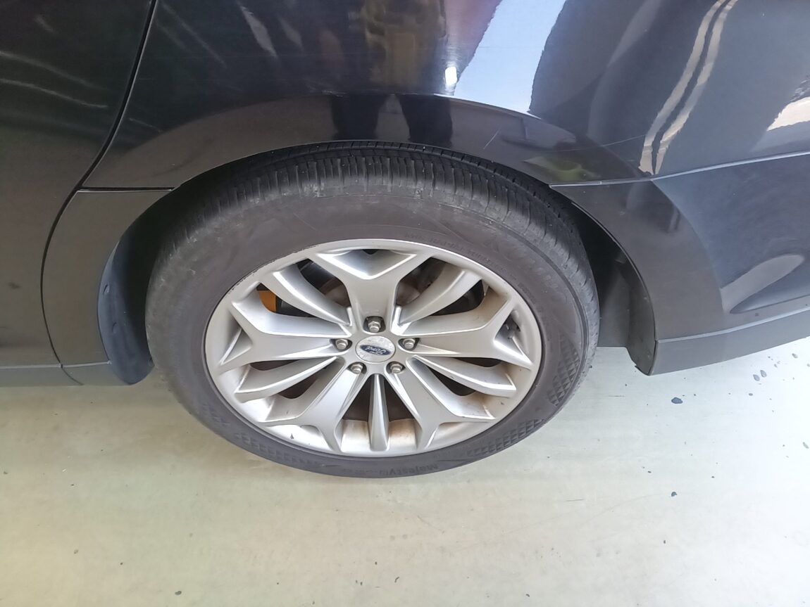 FORD TAURUS (6TH GEN) 2.0 ECOBOOST LIMITED 2016 - zdjęcie 25