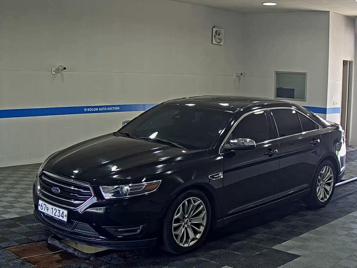 FORD TAURUS (6TH GEN) 2.0 ECOBOOST LIMITED 2016 - zdjęcie 2