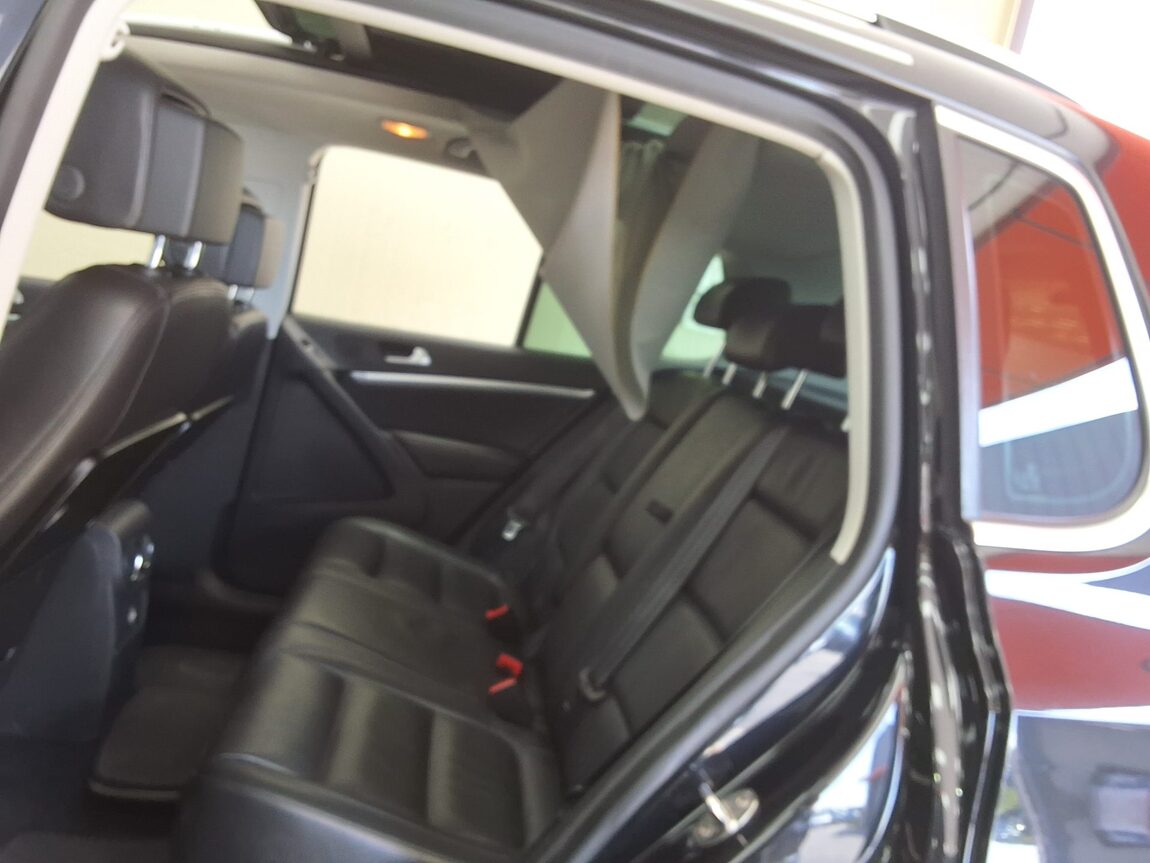 VOLKSWAGEN TIGUAN 2.0 TDI BLUEMOTION 2013 - zdjęcie 13