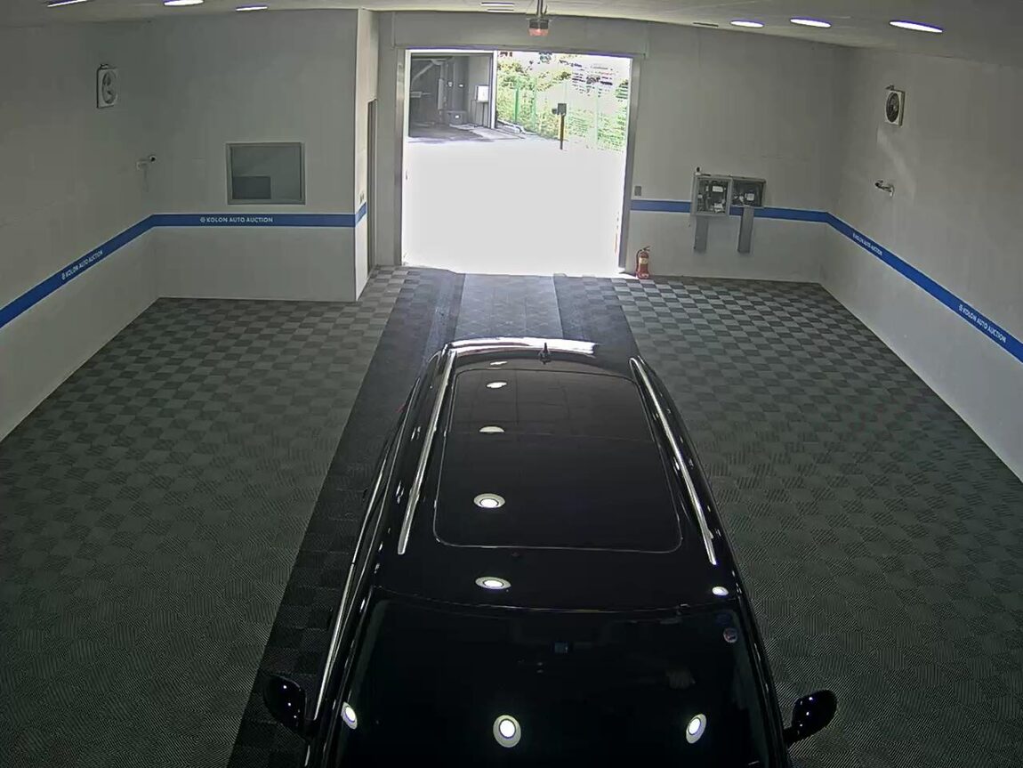 VOLKSWAGEN TIGUAN 2.0 TDI BLUEMOTION 2013 - zdjęcie 7