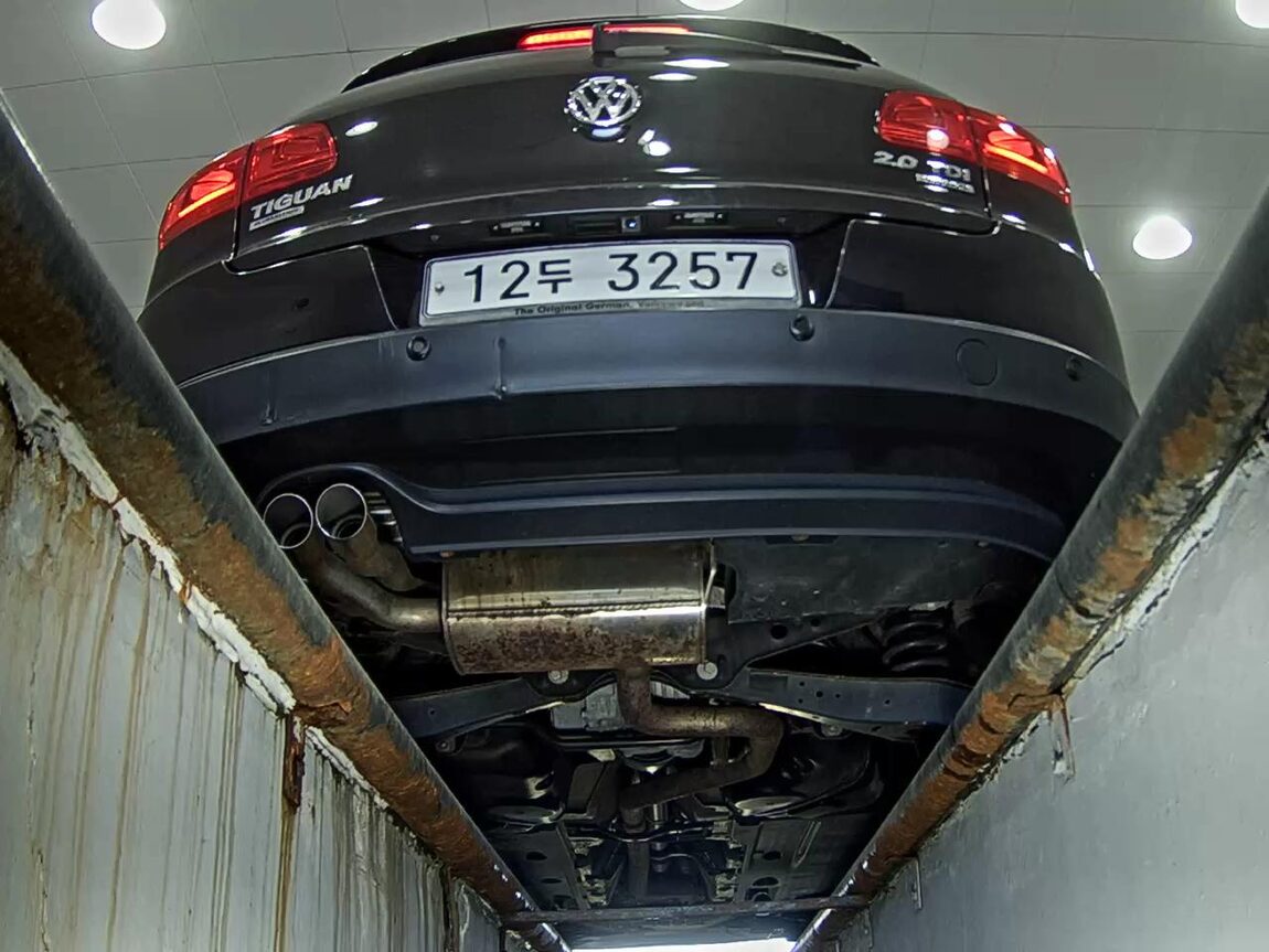 VOLKSWAGEN TIGUAN 2.0 TDI BLUEMOTION 2013 - zdjęcie 8