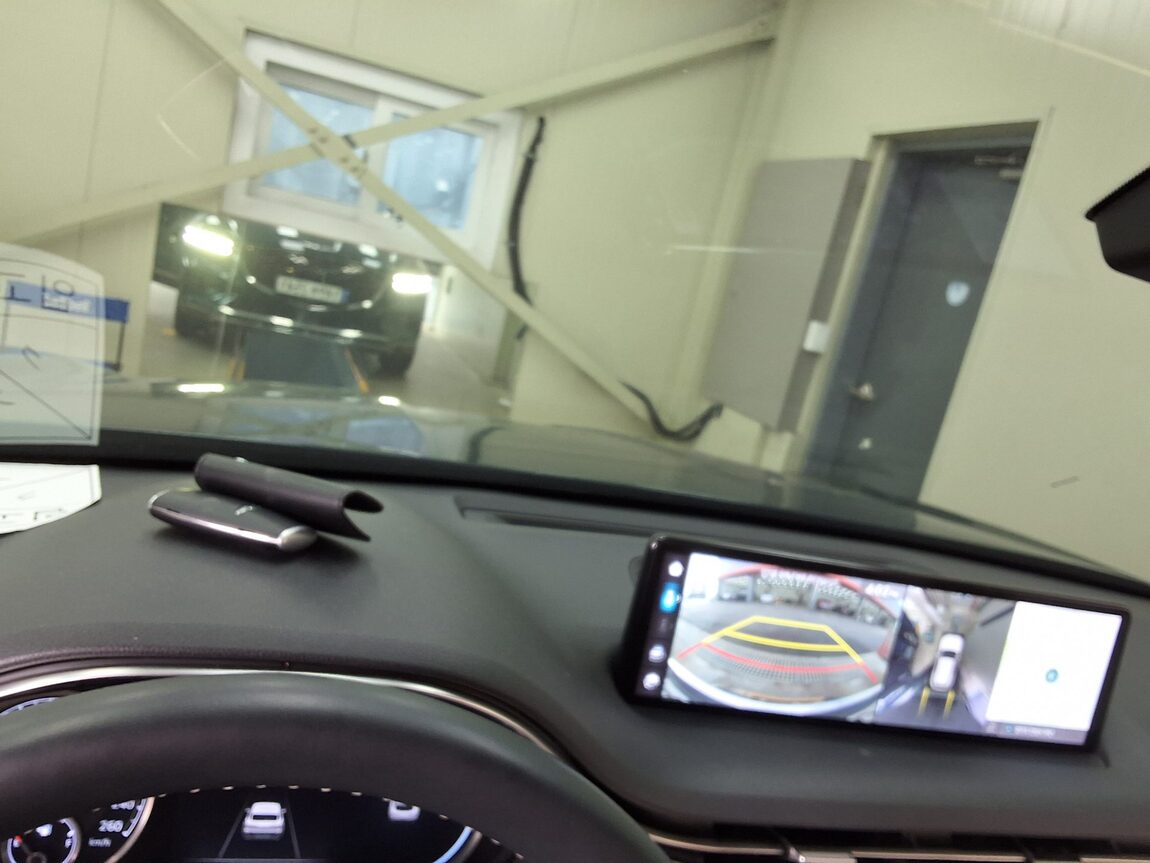 GENESIS GV70 2.5T AWD BASE MODEL 2021 - zdjęcie 24