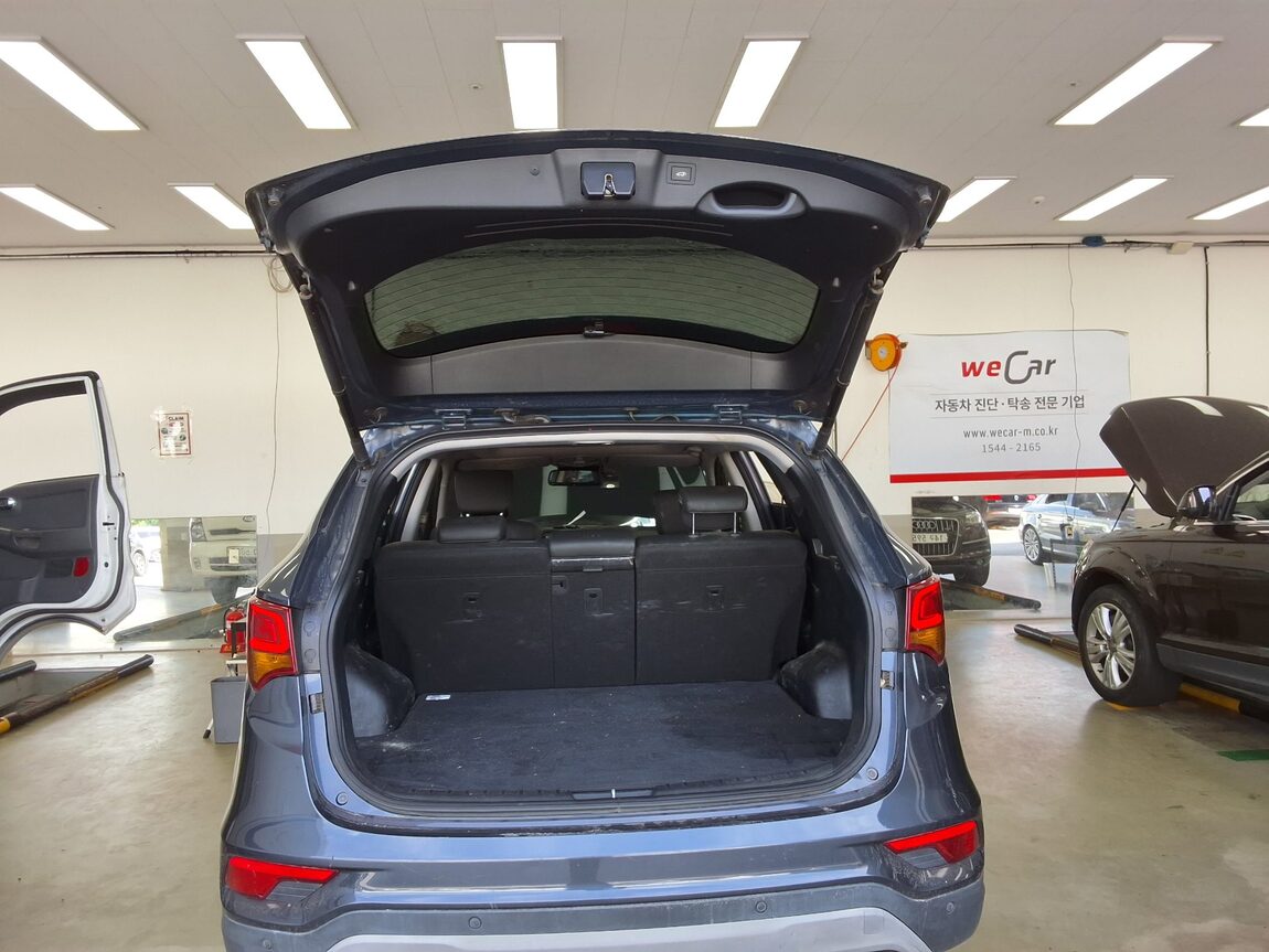 HYUNDAI SANTA FE THE PRIME DIESEL R2.0 4WD VALUE PLUS 2018 - zdjęcie 15