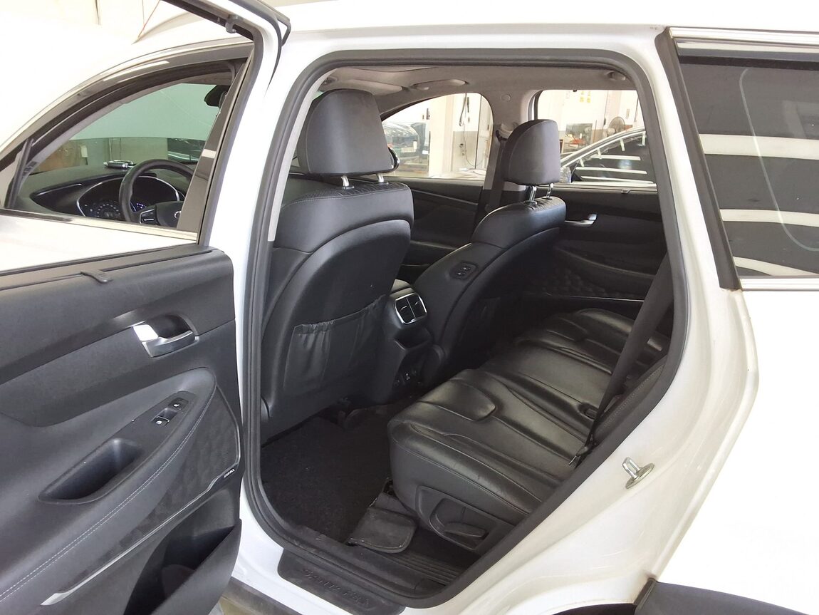 HYUNDAI SANTA FE (TM) R2.2 4WD PRESTIGE 2019 - zdjęcie 12