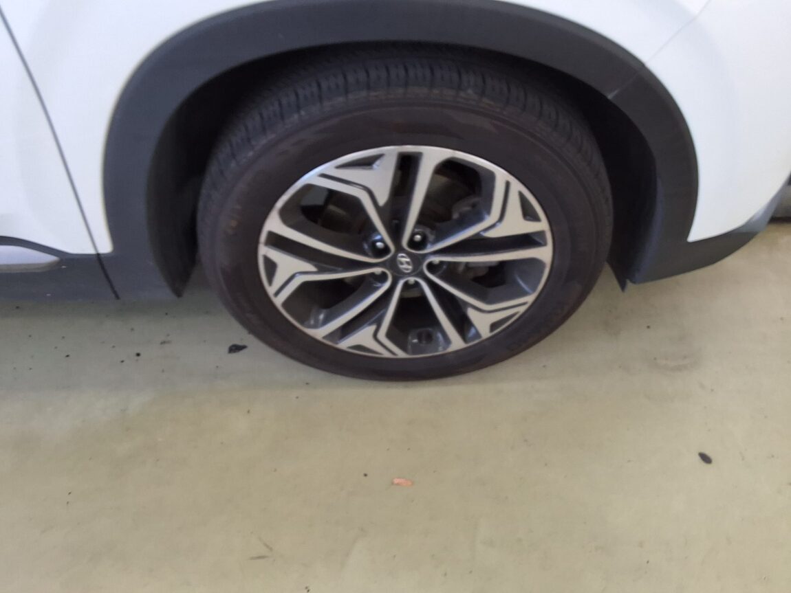 HYUNDAI SANTA FE (TM) R2.2 4WD PRESTIGE 2019 - zdjęcie 24