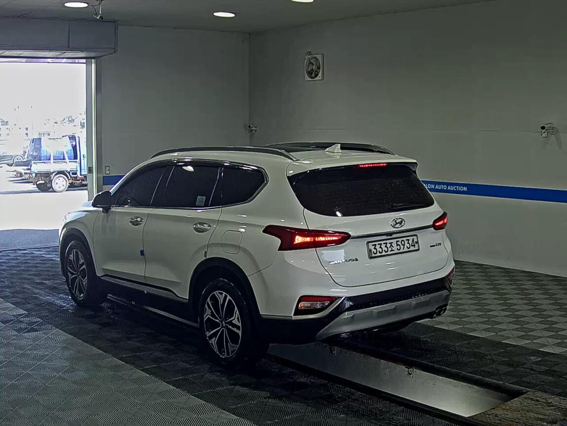 HYUNDAI SANTA FE (TM) R2.2 4WD PRESTIGE 2019 - zdjęcie 6