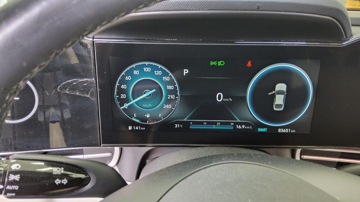 HYUNDAI AVANTE (CN7) 1.6 GASOLINE INSPIRATION 2021 - zdjęcie 9