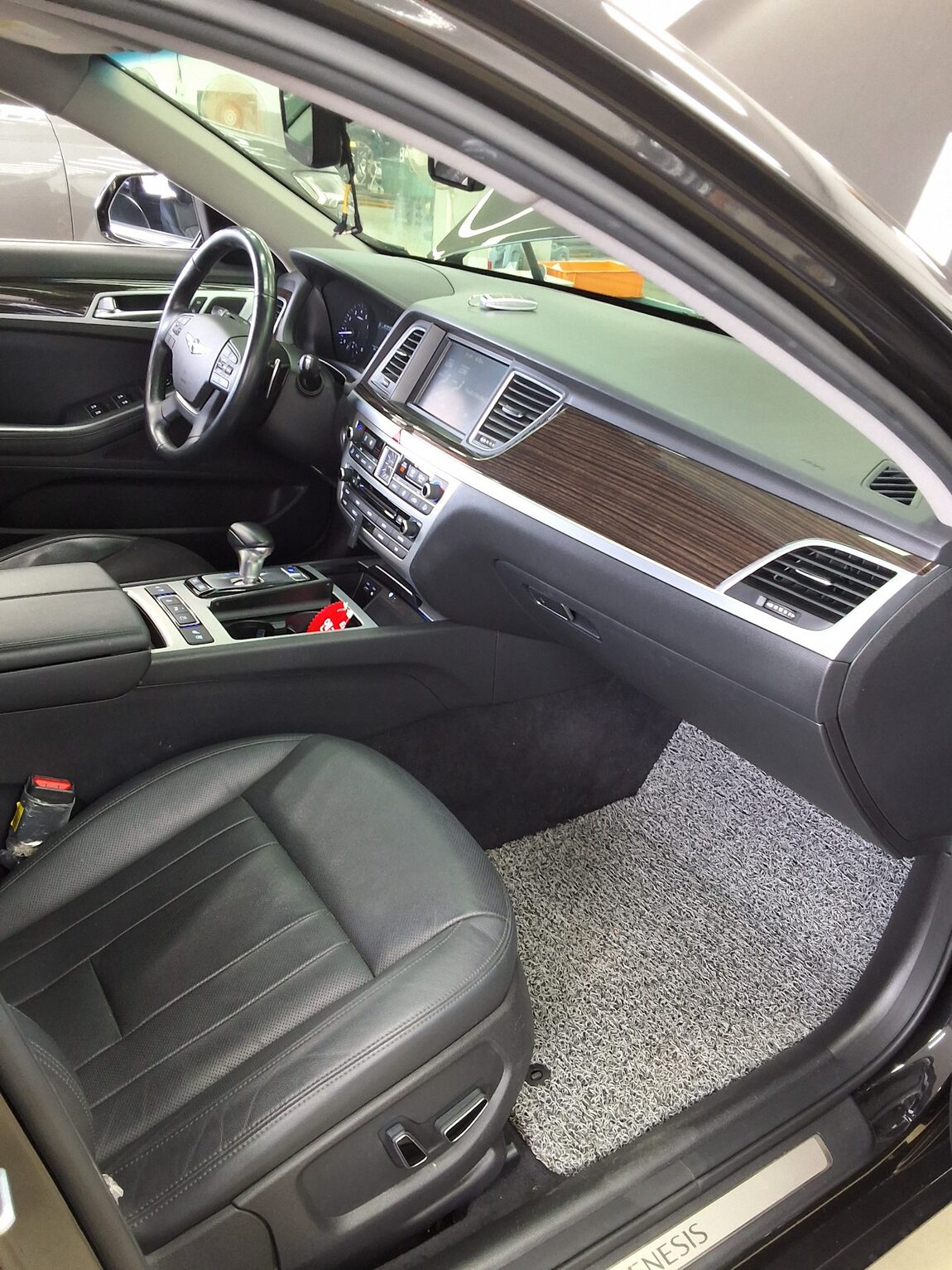 GENESIS G80 3.3 GDi AWD LUXURY 2018 - zdjęcie 14