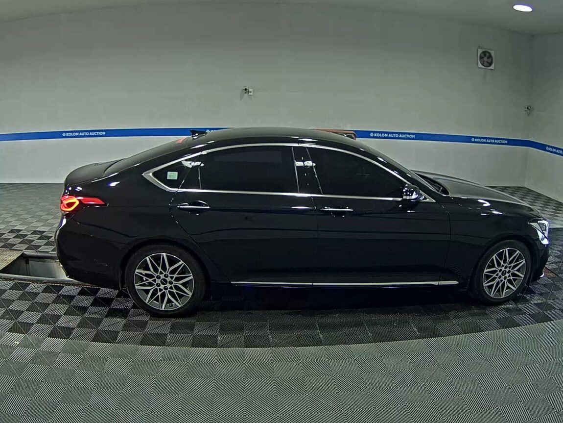 GENESIS G80 3.3 GDi AWD LUXURY 2018 - zdjęcie 4
