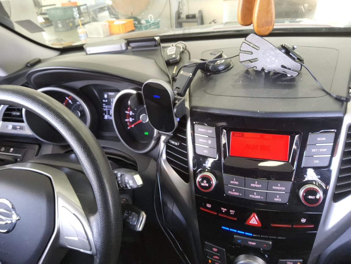 KG MOBILITY (SSANGYONG) TIVOLI DIESEL 2WD TX 2017 - zdjęcie 17