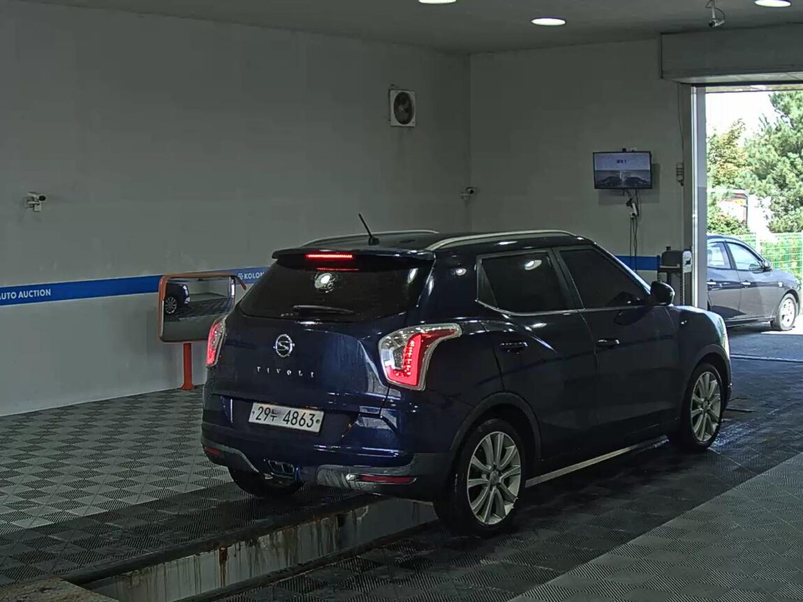 KG MOBILITY (SSANGYONG) TIVOLI DIESEL 2WD TX 2017 - zdjęcie 5