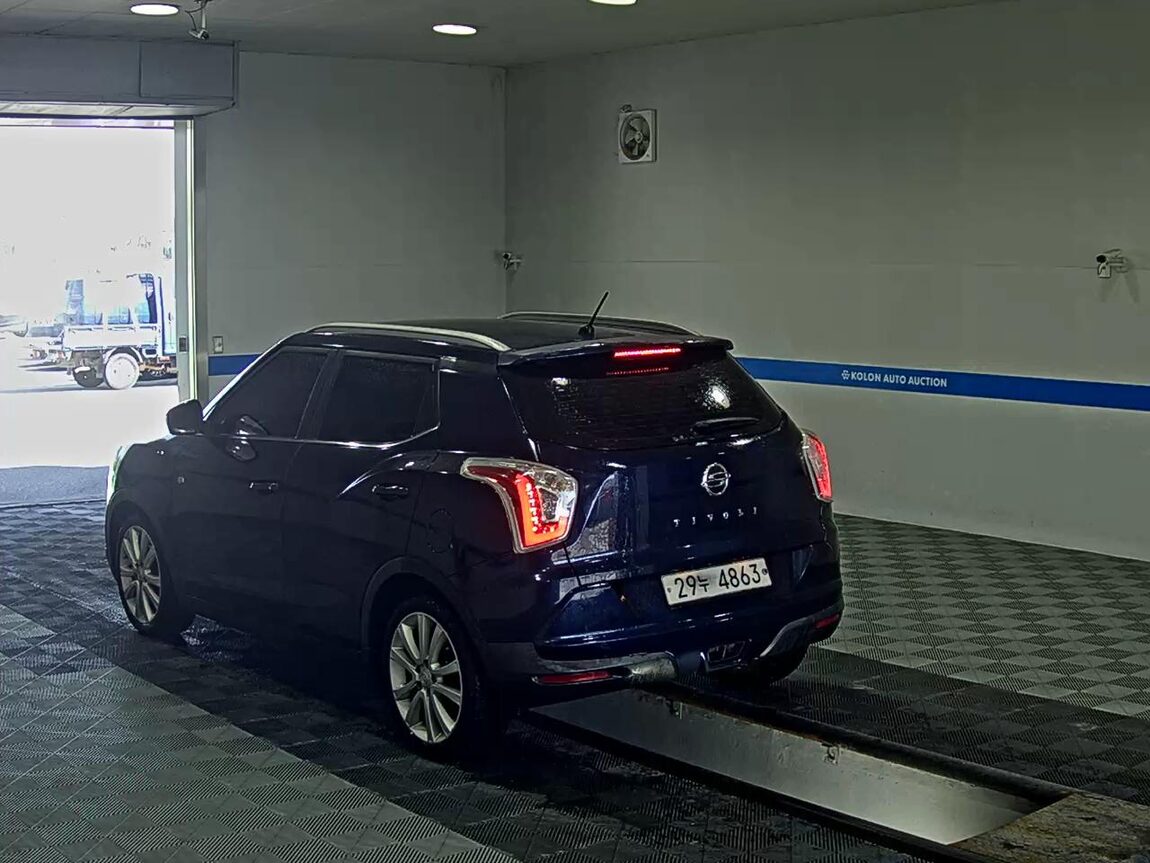 KG MOBILITY (SSANGYONG) TIVOLI DIESEL 2WD TX 2017 - zdjęcie 6