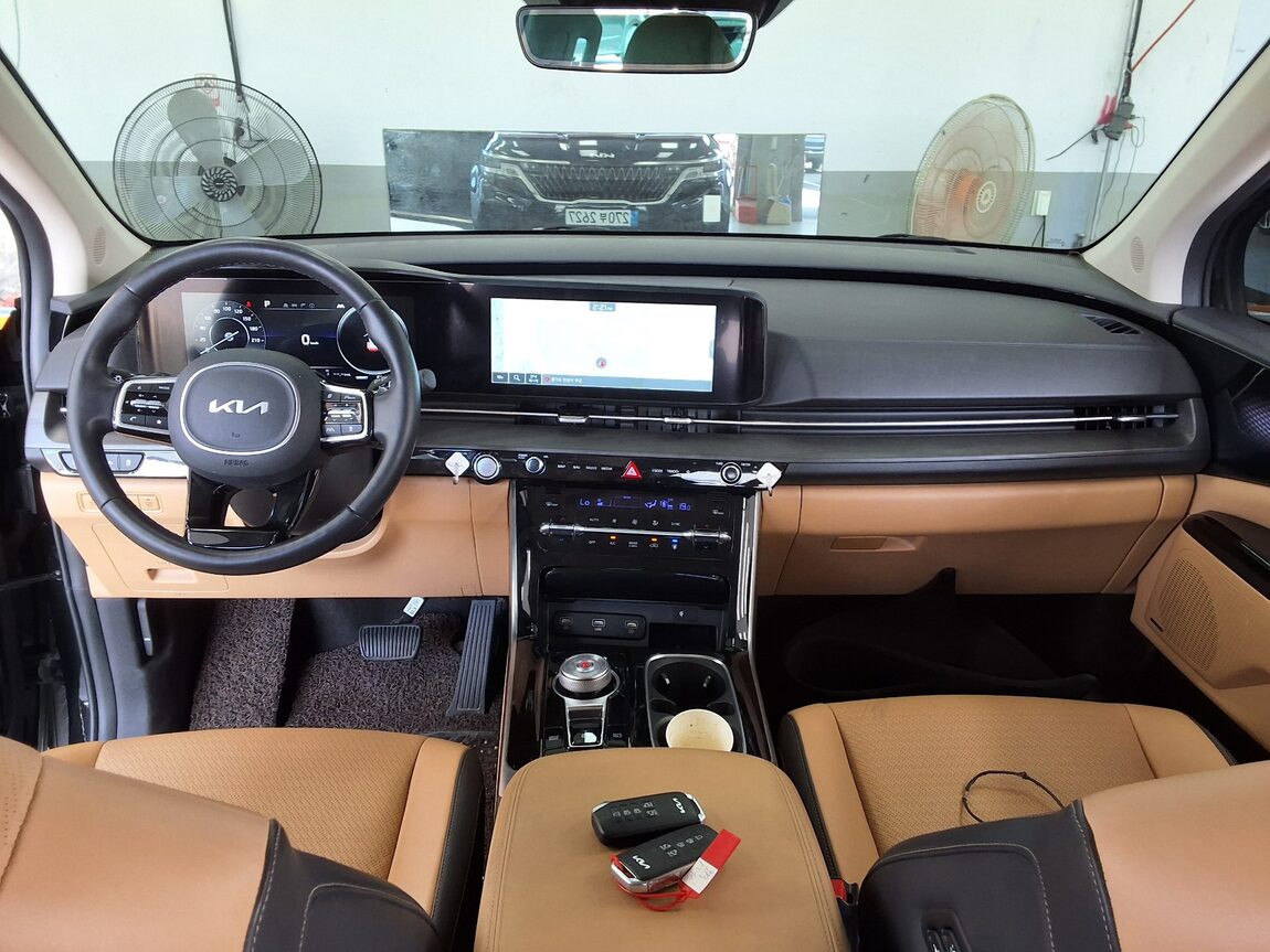 KIA NEW CARNIVAL (KA4) 9-SEATER GASOLINE SIGNATURE 2023 - zdjęcie 11