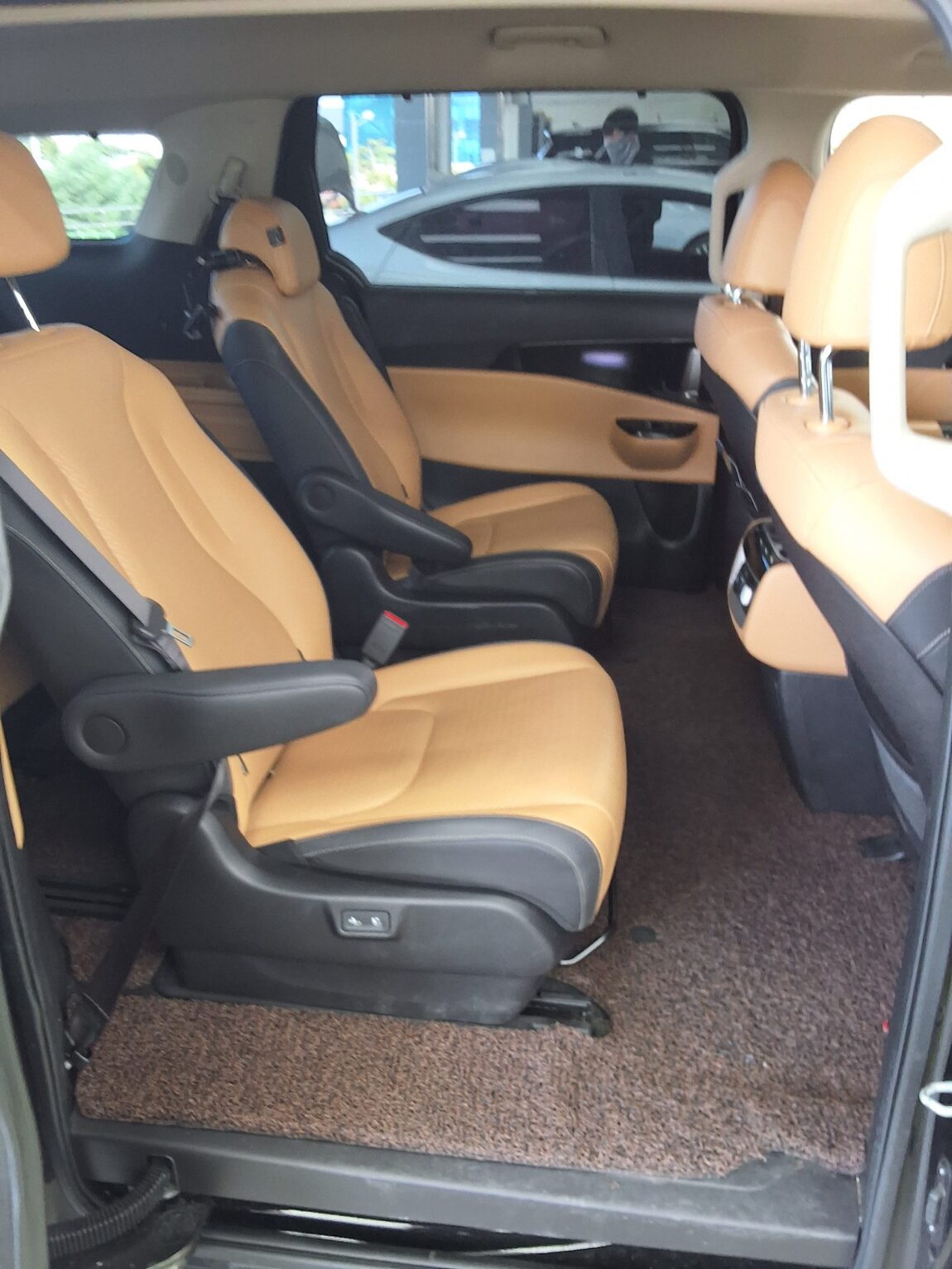 KIA NEW CARNIVAL (KA4) 9-SEATER GASOLINE SIGNATURE 2023 - zdjęcie 13