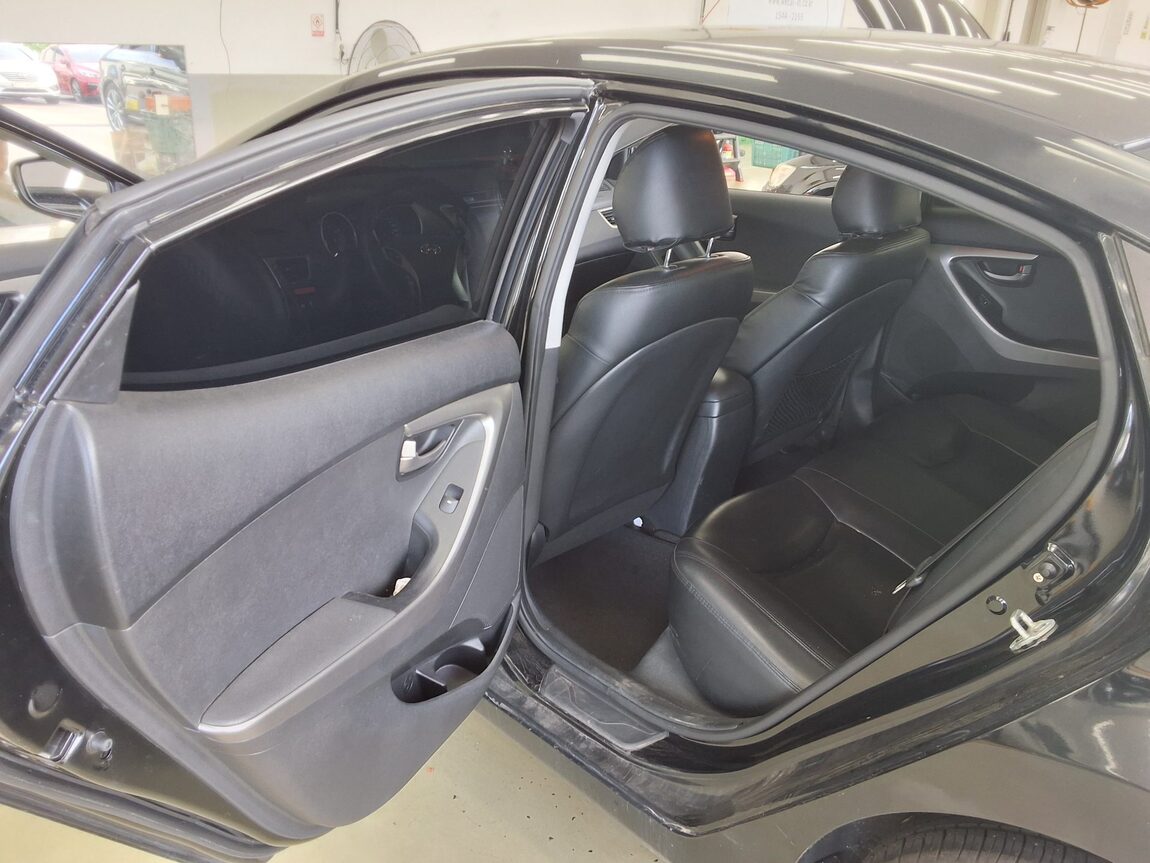 HYUNDAI AVANTE MD M16 GDi LUXURY 2011 - zdjęcie 12