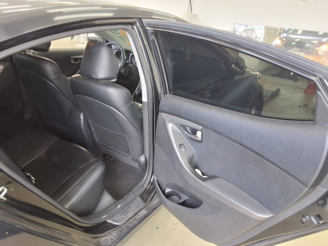 HYUNDAI AVANTE MD M16 GDi LUXURY 2011 - zdjęcie 13