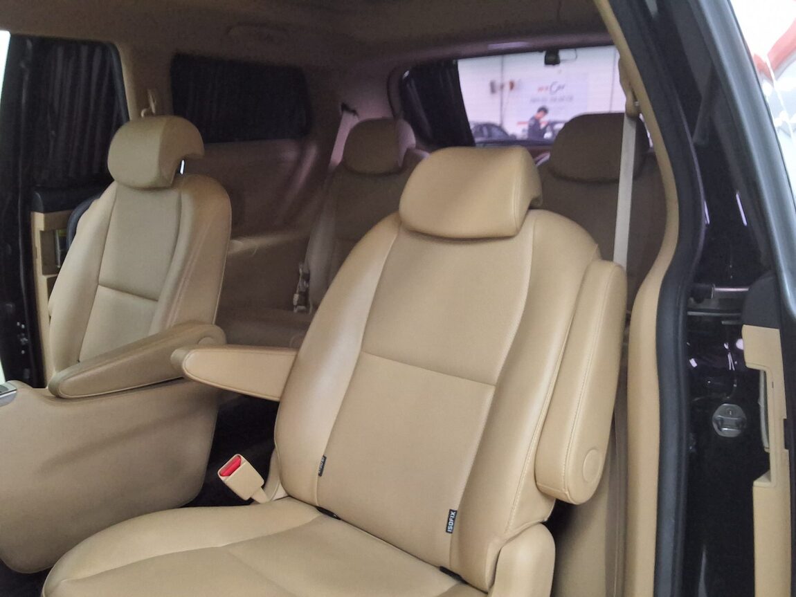 KIA ALL NEW CARNIVAL HI-LIMOUSINE DIESEL 9-SEATER LUXURY 2018 - zdjęcie 13