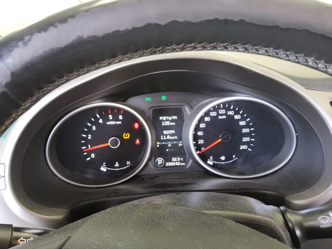 KIA THE NEW SPORTAGE R DIESEL R2.0 4WD NOBLESSE 2014 - zdjęcie 9