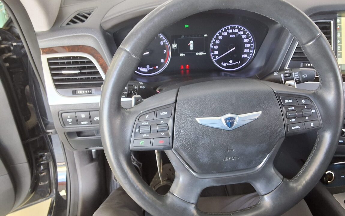 HYUNDAI GENESIS DH G330 AWD PREMIUM 2016 - zdjęcie 17