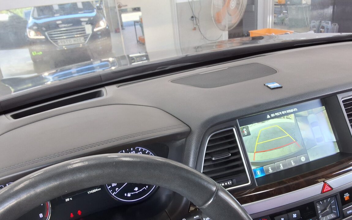 HYUNDAI GENESIS DH G330 AWD PREMIUM 2016 - zdjęcie 19