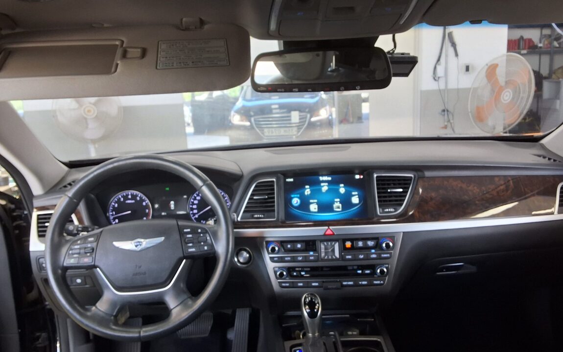 HYUNDAI GENESIS DH G330 AWD PREMIUM 2016 - zdjęcie 11