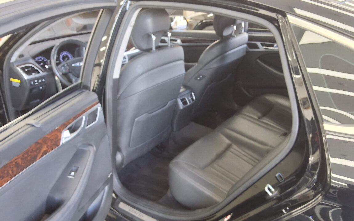 HYUNDAI GENESIS DH G330 AWD PREMIUM 2016 - zdjęcie 12