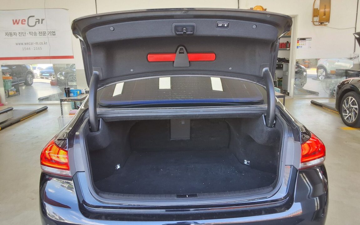 HYUNDAI GENESIS DH G330 AWD PREMIUM 2016 - zdjęcie 15