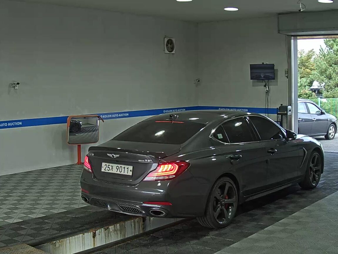 GENESIS G70 3.3T SPORTS AWD ADVANCED 2018 - zdjęcie 5