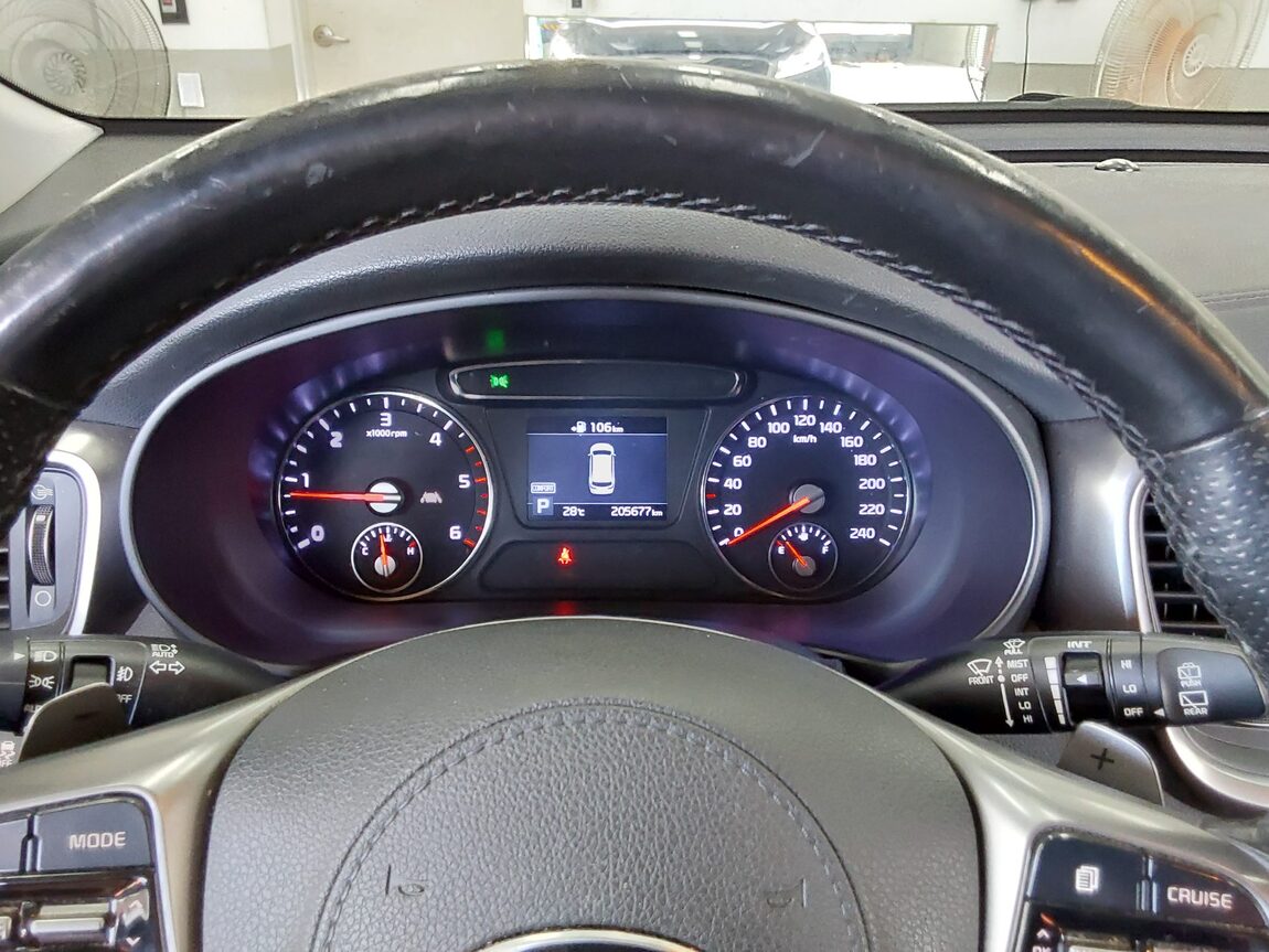 KIA THE NEW SORENTO DIESEL R2.2 2WD MASTER 2020 - zdjęcie 9