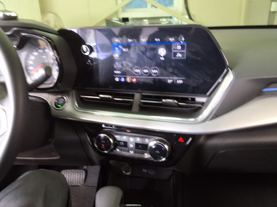 CHEVROLET (DAEWOO) TRAX CROSSOVER 1.2 GASOLINE TURBO LT PLUS 2024 - zdjęcie 24