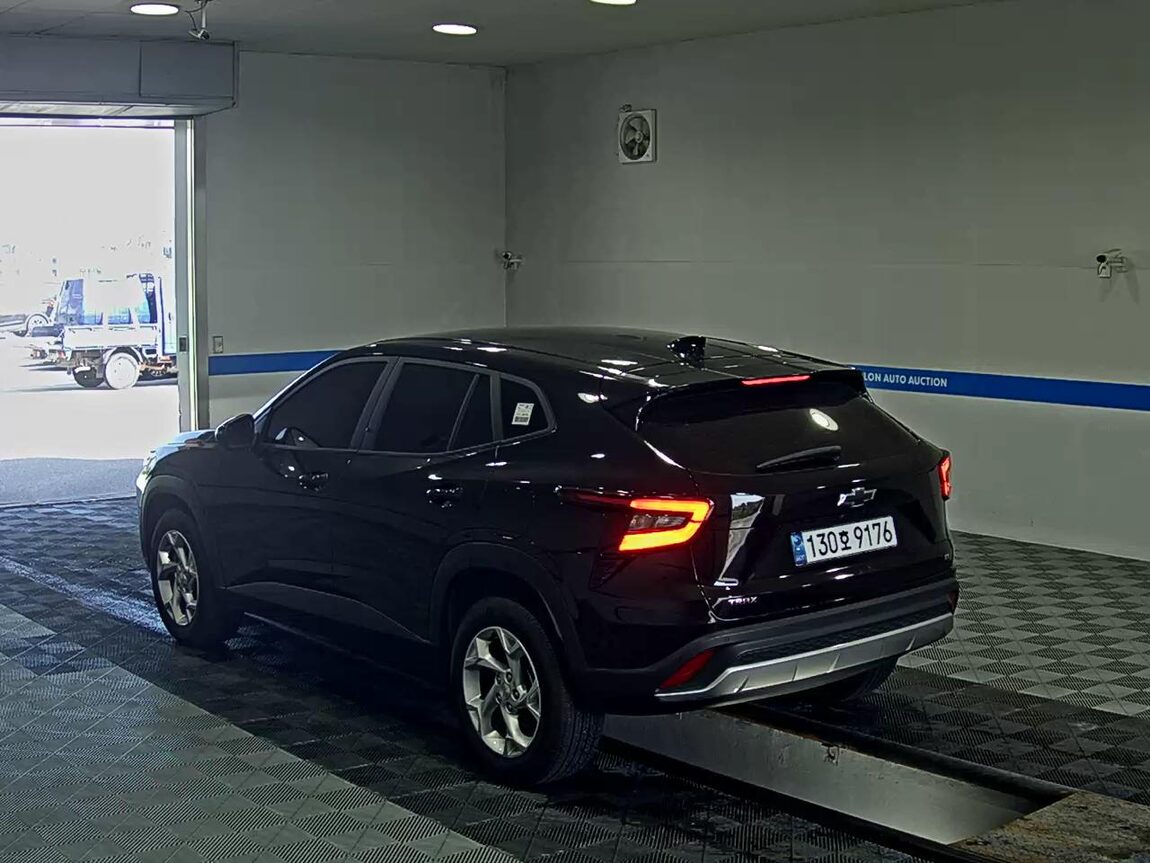 CHEVROLET (DAEWOO) TRAX CROSSOVER 1.2 GASOLINE TURBO LT PLUS 2024 - zdjęcie 6