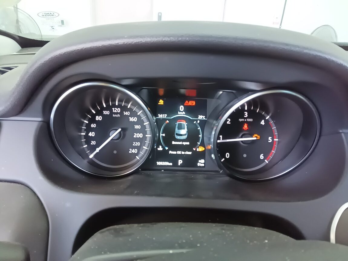 LAND ROVER DISCOVERY SPORT 2.0 TD4 SE (150PS) 2019 - zdjęcie 29