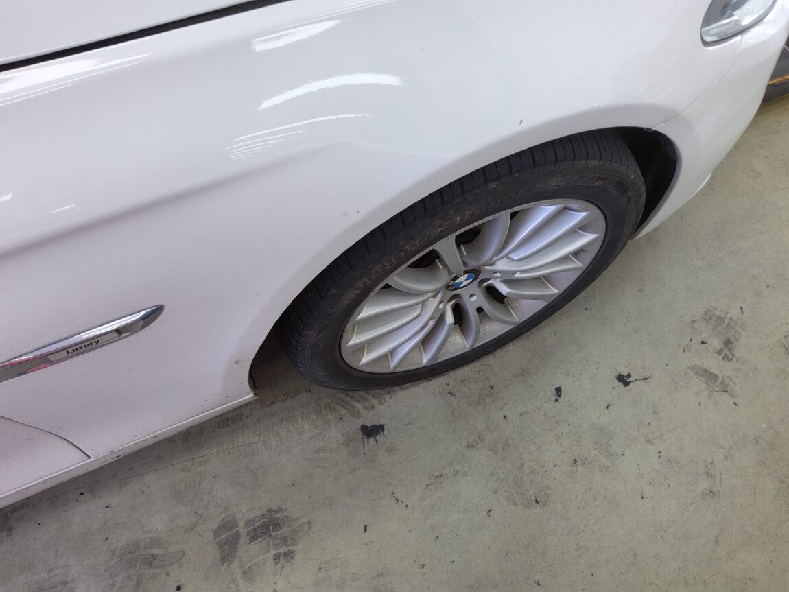 BMW 5 SERIES (6TH GEN) 520d xDRIVE LUXURY LINE PLUS 2016 - zdjęcie 22