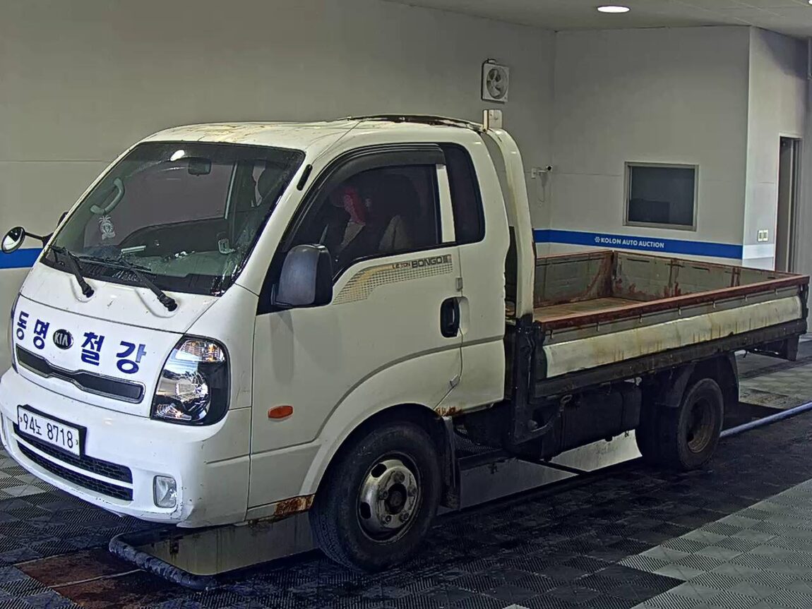 KIA BONGO III CARGO 1.2 TON KING CAB EXTRA LONG WHEELBASE 2015 - zdjęcie 2