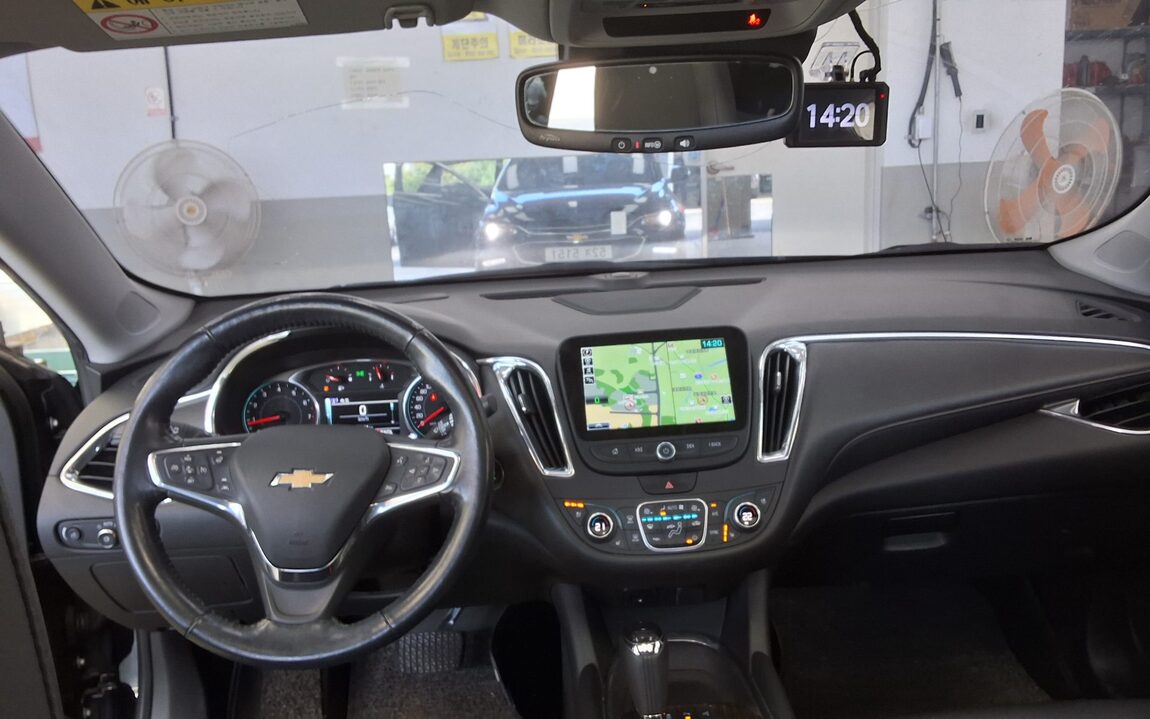 CHEVROLET (DAEWOO) ALL NEW MALIBU 2.0 TURBO PERFECT BLACK 2017 - zdjęcie 11